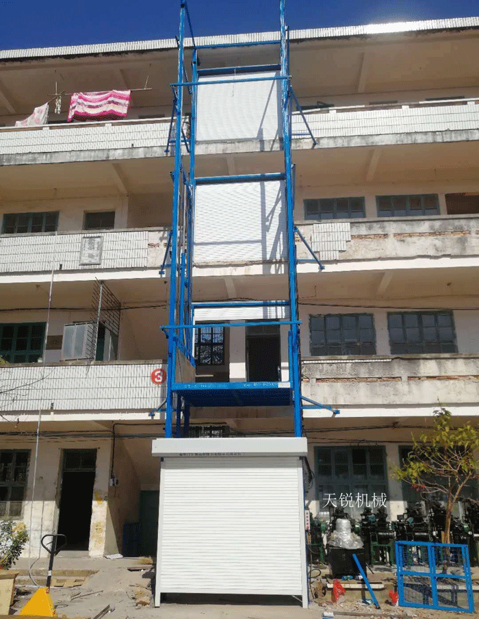 海南室外升降货梯