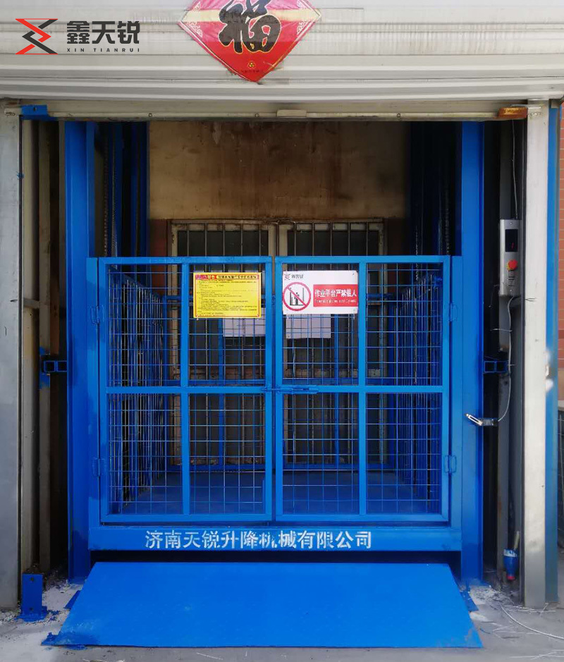 海南导轨式升降机